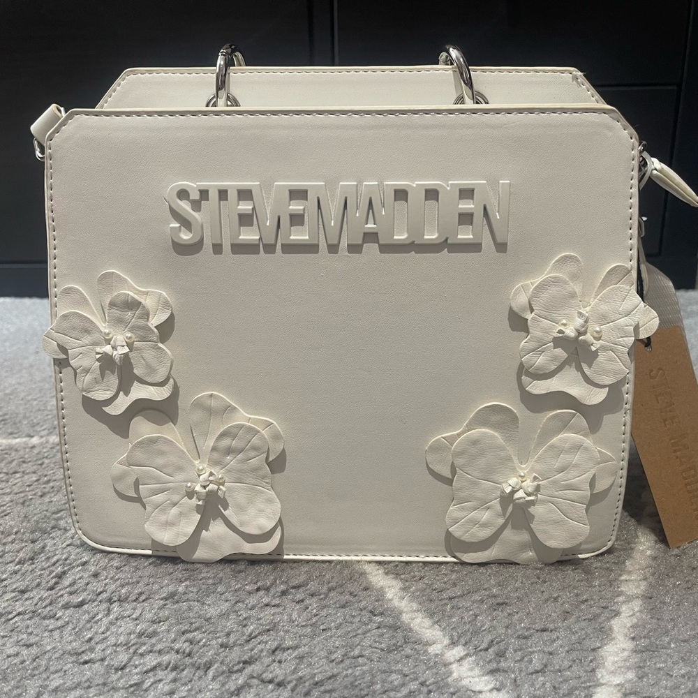 NWT Steve Madden White Floral Women's Bag